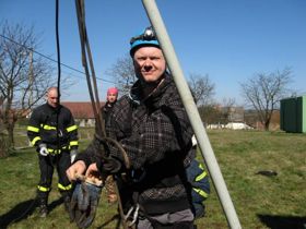 Výcvik ve slaňování (studna) - duben 2016